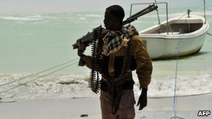 A Somali pirate (archive image from 2010)